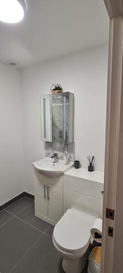 2 Bedroom Central Apartment Leek Dış mekan fotoğraf